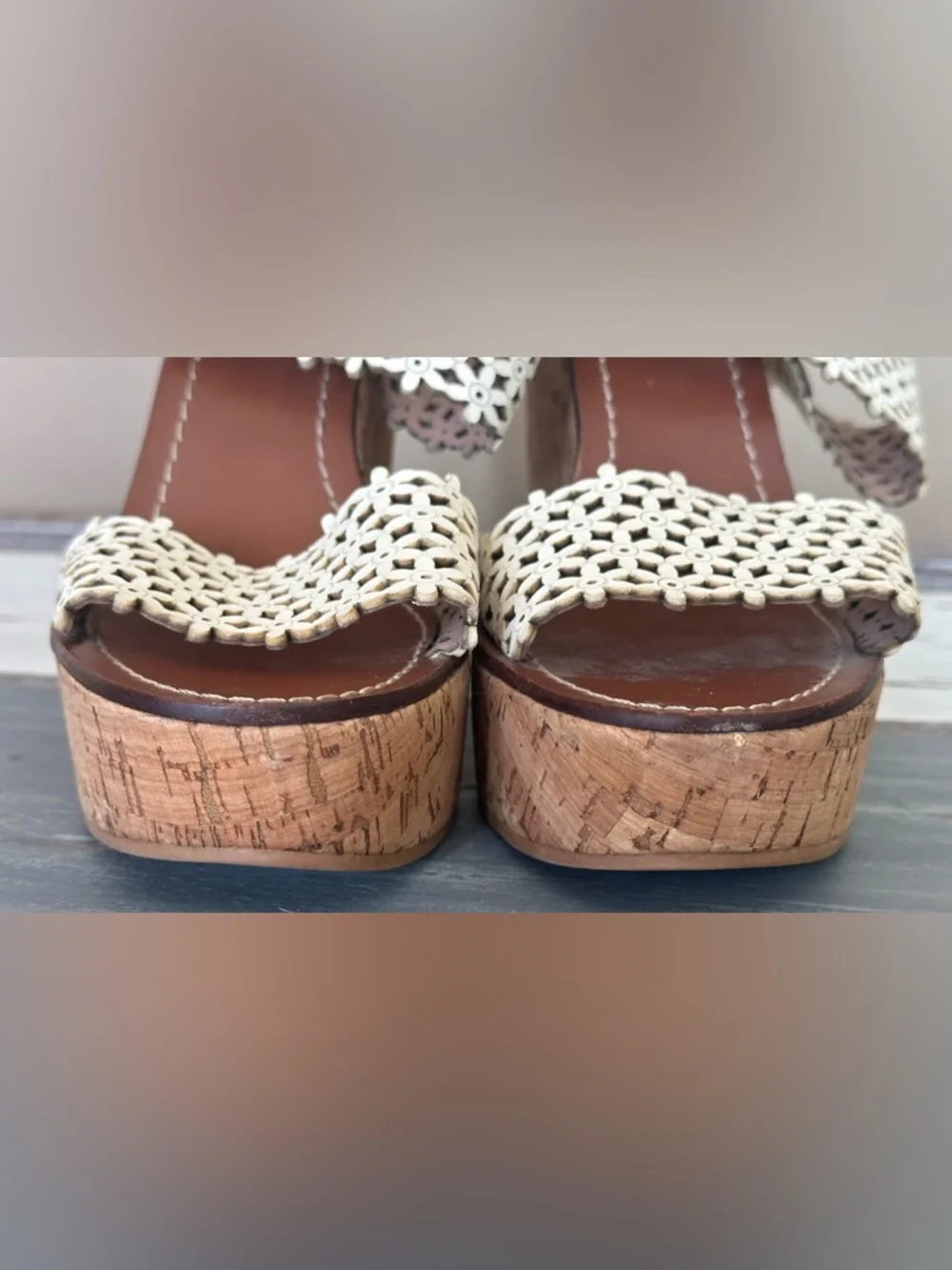 Tory Burch Floral Laser Cut Cork Wedge Sandals Cream Leather Size 10M‎ Boho Chic